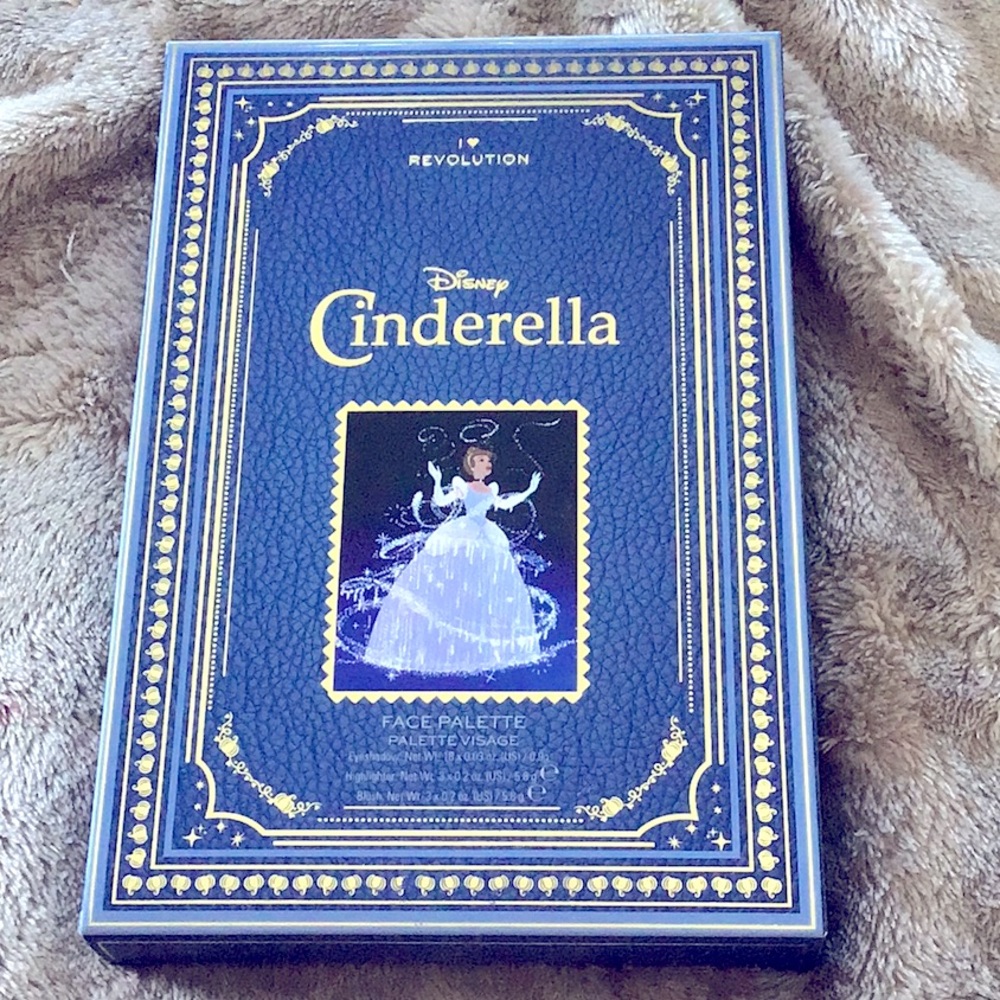 Cinderella Disney Eyeshadow Blush Highlighter Palette New In Box